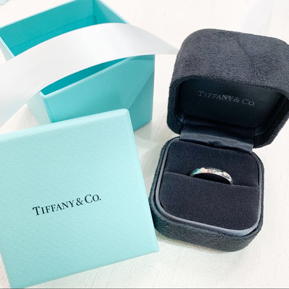 Tiffany & Co. Paloma’s Graffiti Love Diamond Ring